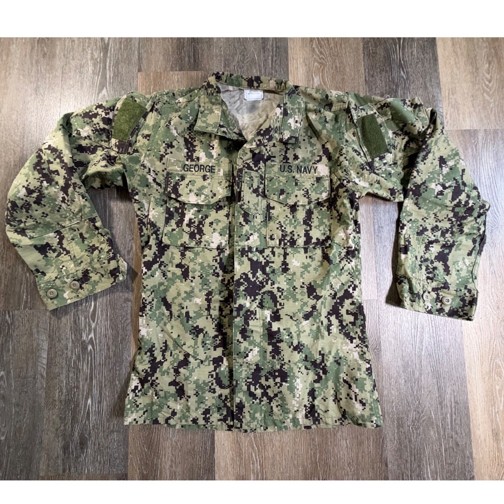 US Navy NWU Type III Blouse Mens Small X-Long Green Digital Camo Tactical Shirt